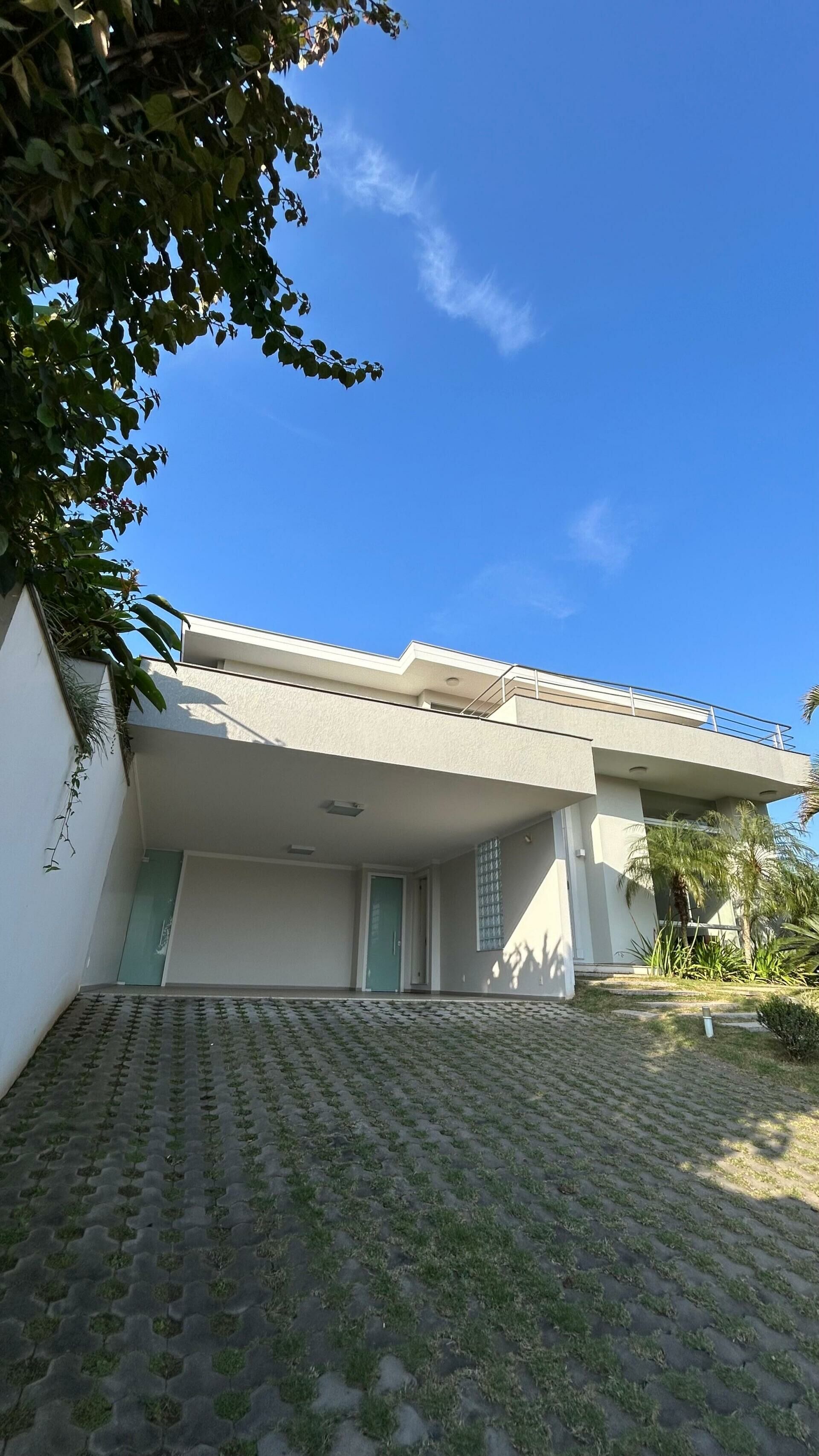 Imagem do Casa com piscina em condomínio Residencial  Fechado no bairro Jaraguá Esquerdo